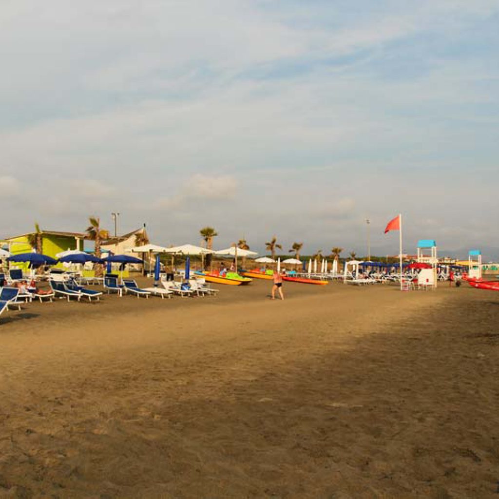Пляж отеля La Serra